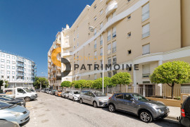 
                                                                                        Vente
                                                                                         .