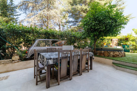 
                                                                                        Vente
                                                                                         .