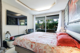 
                                                                                        Vente
                                                                                         .