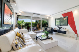 
                                                                                        Vente
                                                                                         .