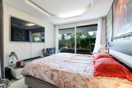 
                                                                                        Vente
                                                                                         .