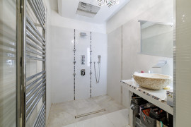 
                                                                                        Vente
                                                                                         .