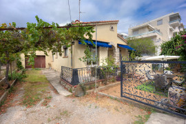 
                                                                                        Vente
                                                                                         .