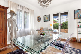 
                                                                                        Vente
                                                                                         .