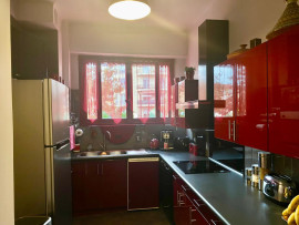 
                                                                                        Vente
                                                                                         .