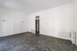 
                                                                                        Vente
                                                                                         .