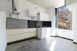 
                                                                                        Vente
                                                                                         .