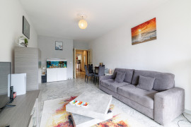 
                                                                                        Vente
                                                                                         .