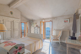 
                                                                                        Vente
                                                                                         .