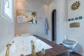 
                                                                                        Location
                                                                                         .