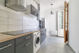 
                                                                                        Vente
                                                                                         .