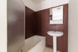 
                                                                                        Vente
                                                                                         .