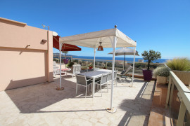 
                                                                                        Vente
                                                                                         .