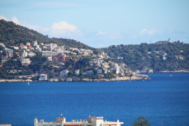 
                                                                                        Vente
                                                                                         .