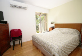 
                                                                                        Vente
                                                                                         .