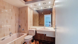 
                                                                                        Vente
                                                                                         .