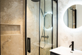 
                                                                                        Vente
                                                                                         .