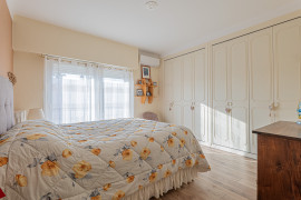 
                                                                                        Vente
                                                                                         .