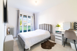 
                                                                                        Vente
                                                                                         .