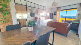 
                                                                                        Vente
                                                                                         .