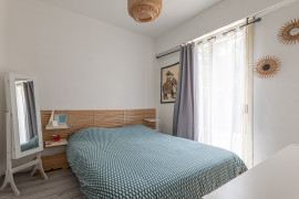 
                                                                                        Vente
                                                                                         .