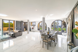 
                                                                                        Vente
                                                                                         .