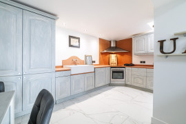 
                                                                                        Vente
                                                                                         .