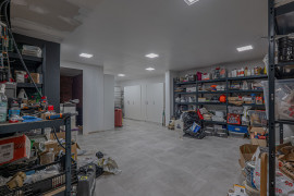 
                                                                                        Vente
                                                                                         .