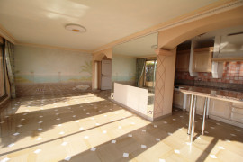 
                                                                                        Vente
                                                                                         .