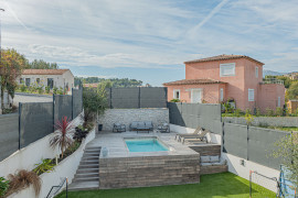 
                                                                                        Vente
                                                                                         .