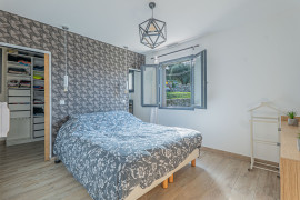 
                                                                                        Vente
                                                                                         .