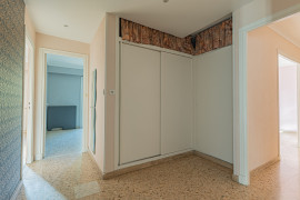 
                                                                                        Vente
                                                                                         .