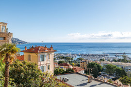 
                                                                                        Vente
                                                                                         .