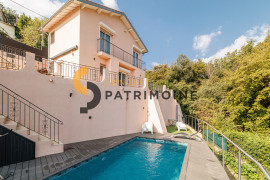 
                                                                                        Vente
                                                                                         .