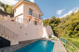 
                                                                                        Vente
                                                                                         .