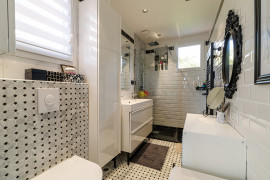 
                                                                                        Vente
                                                                                         .