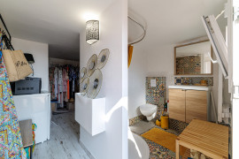 
                                                                                        Vente
                                                                                         .