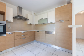 
                                                                                        Location
                                                                                         .