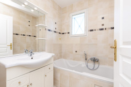 
                                                                                        Location
                                                                                         .