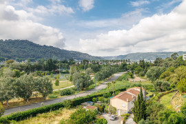 
                                                                                        Vente
                                                                                         .