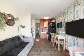 
                                                                                        Vente
                                                                                         .