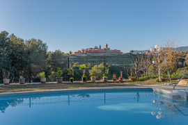 
                                                                                        Vente
                                                                                         .