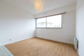 
                                                                                        Location
                                                                                         .