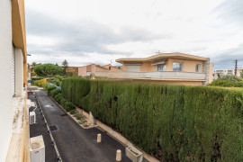 
                                                                                        Location
                                                                                         .