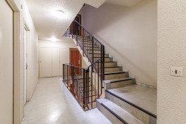 
                                                                                        Vente
                                                                                         .