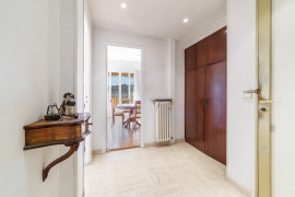 
                                                                                        Vente
                                                                                         .