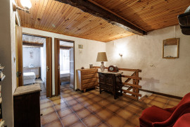 
                                                                                        Vente
                                                                                         .