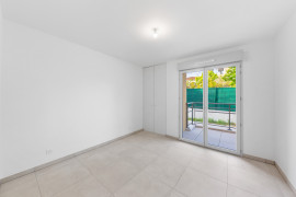 
                                                                                        Location
                                                                                         .