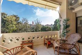 
                                                                                        Vente
                                                                                         .