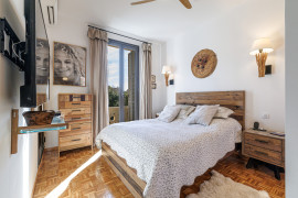 
                                                                                        Vente
                                                                                         .